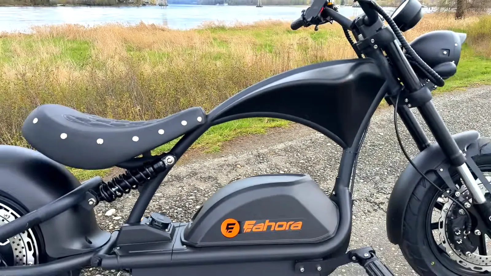 tank and seat