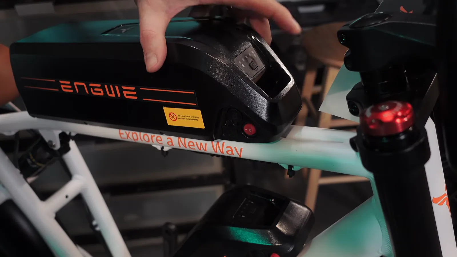 Engwe M20 Motor & Batteries