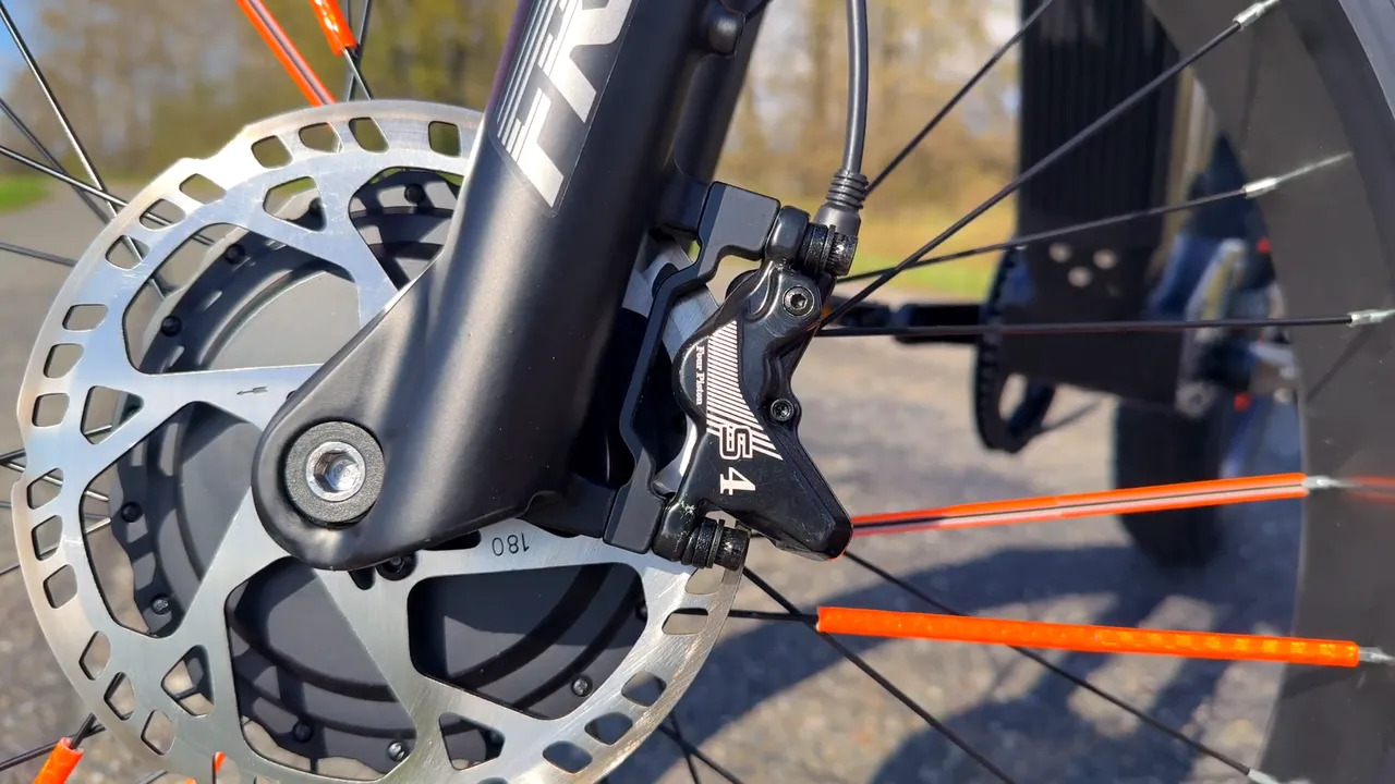 Freesky Warrior Pro Brakes & Tires