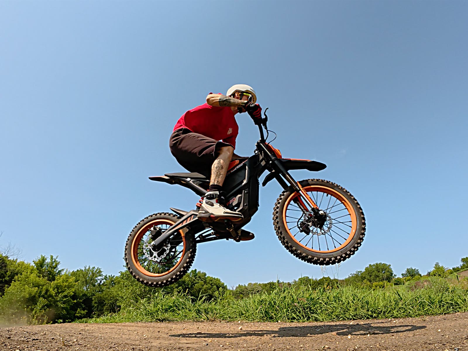Rider jumping the isinwheel Monster Pro