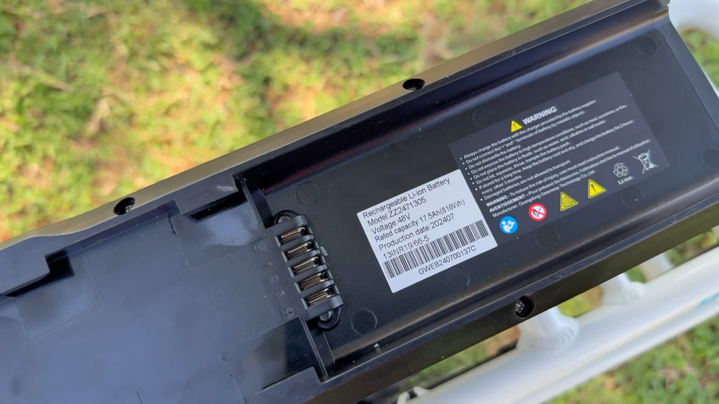 48V 17.5Ah 816Wh battery pack from the XPedition 2.0