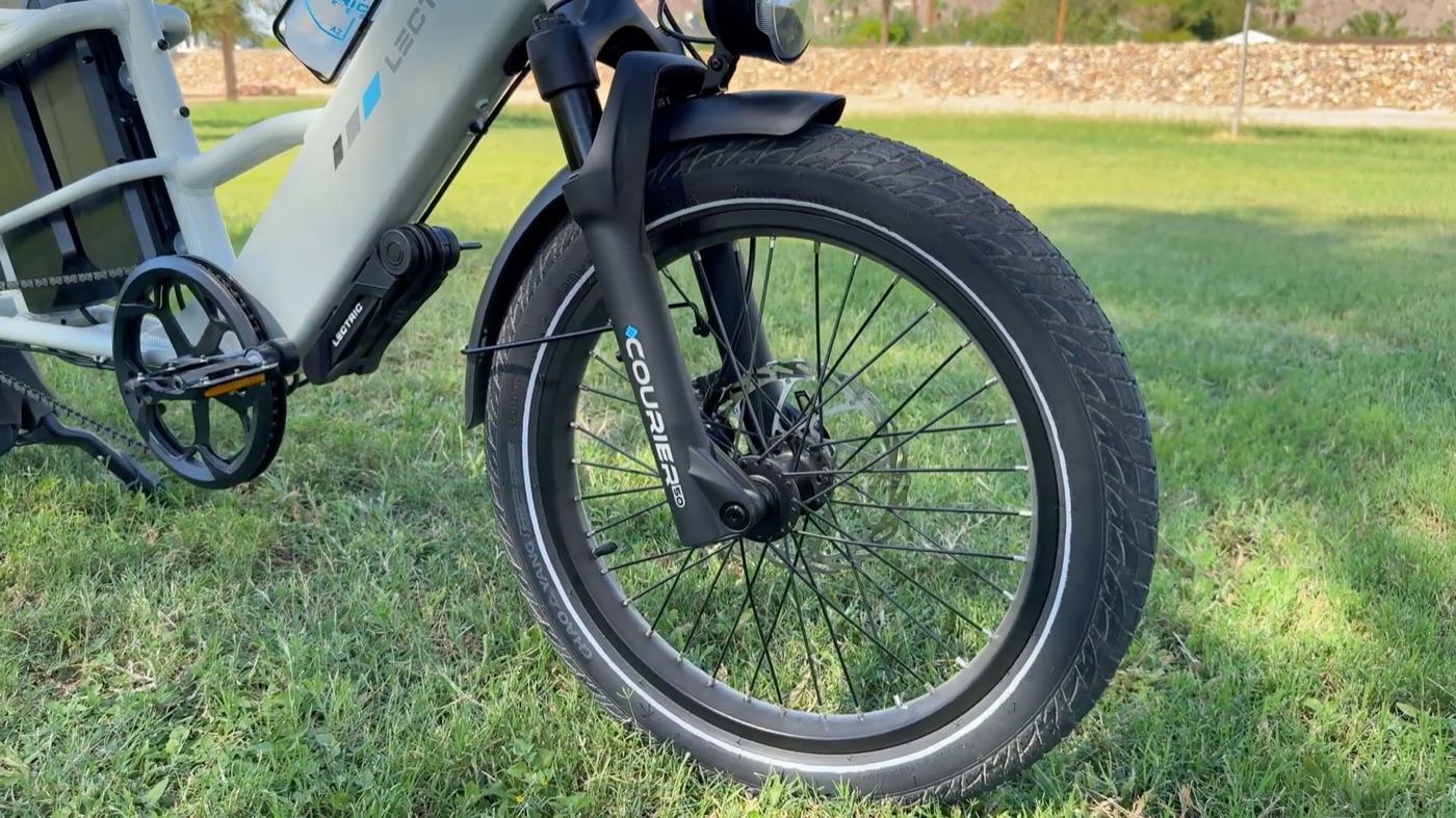 Courier 50 suspension fork and 20 x 2.5 inch tire on the XPedition 2.0