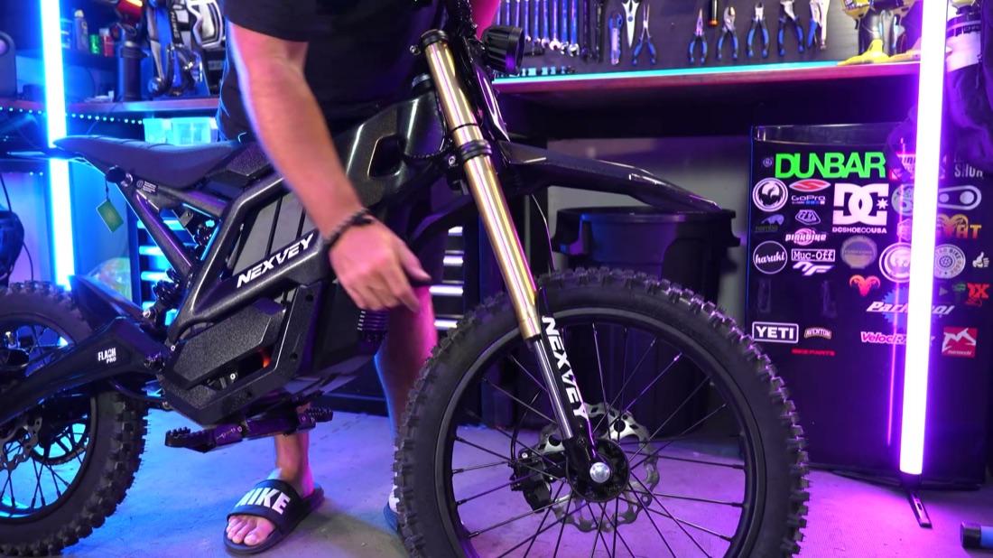 Nexvey Flash Pro complete bike