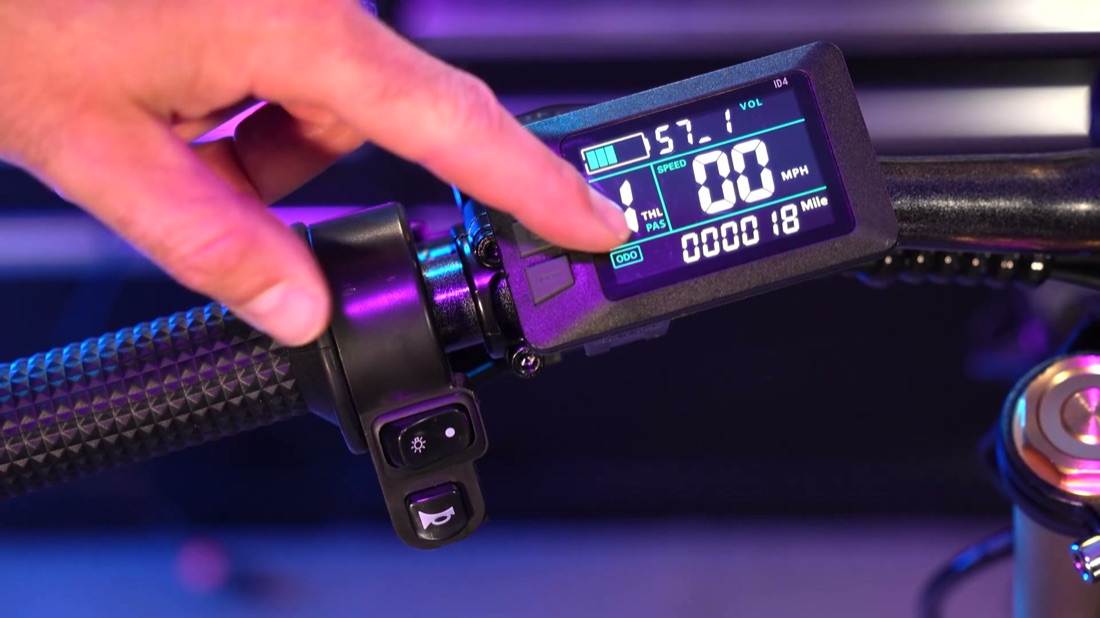 Flash Pro display showing power mode