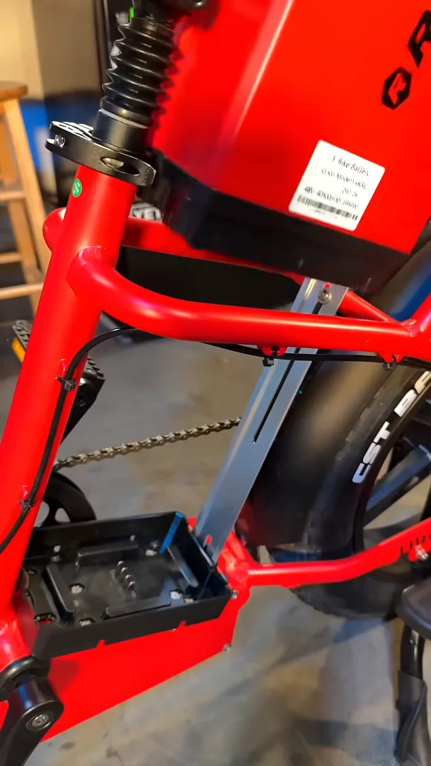 Battery tray on the frame
