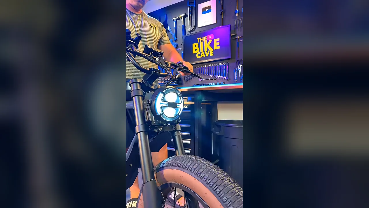 Revibikes Cougar video thumbnail