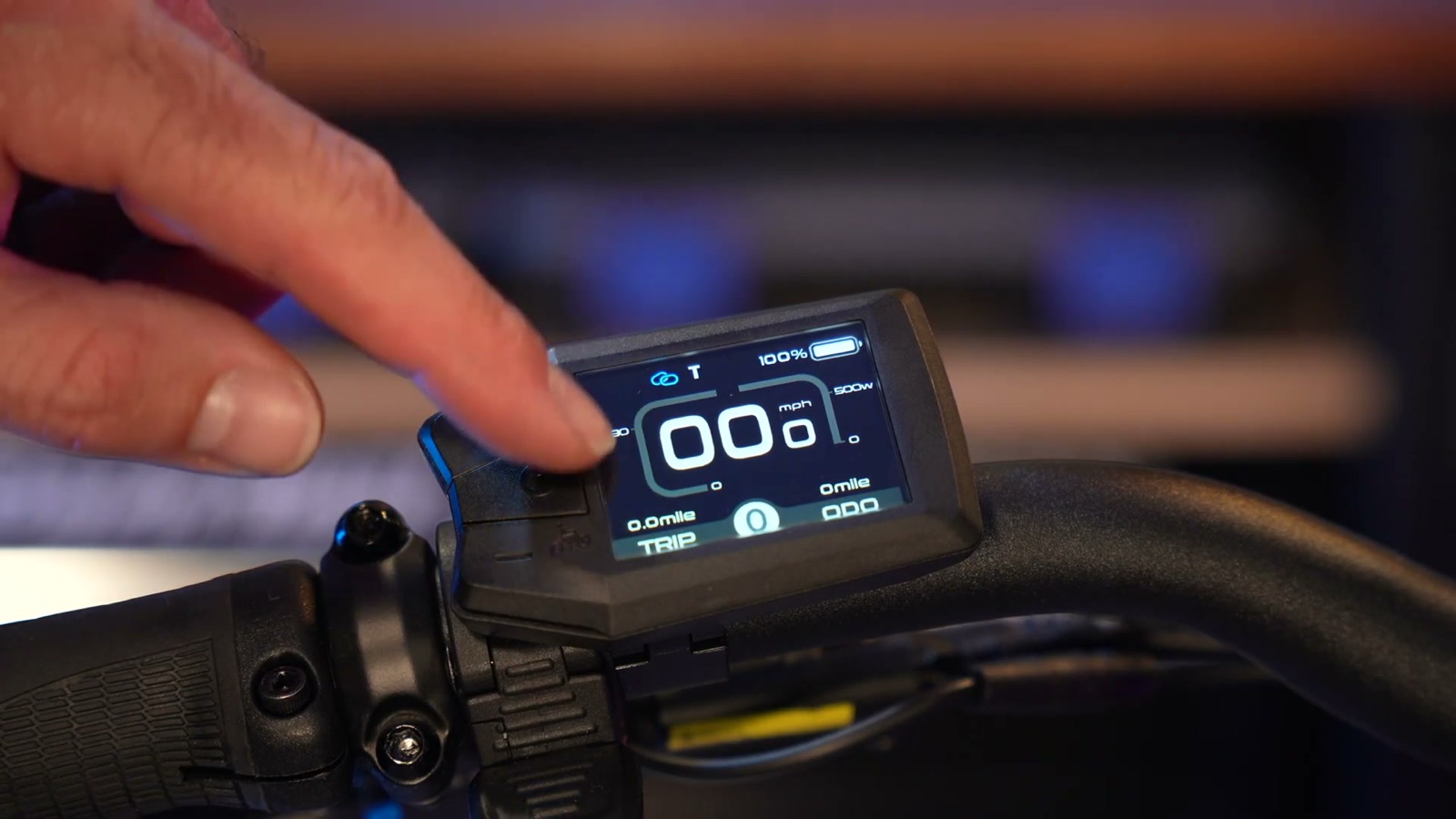 Colour display showing torque mode