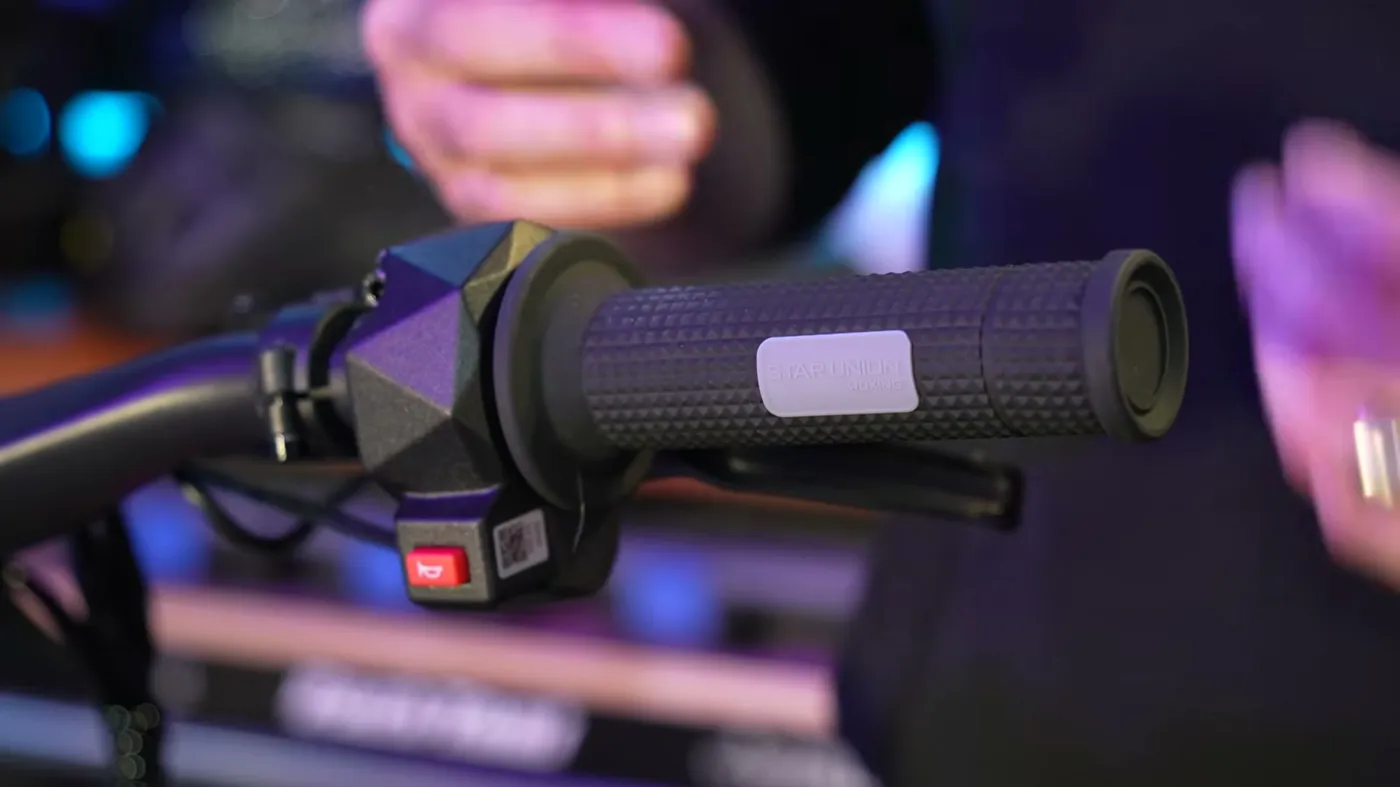 throttle grip