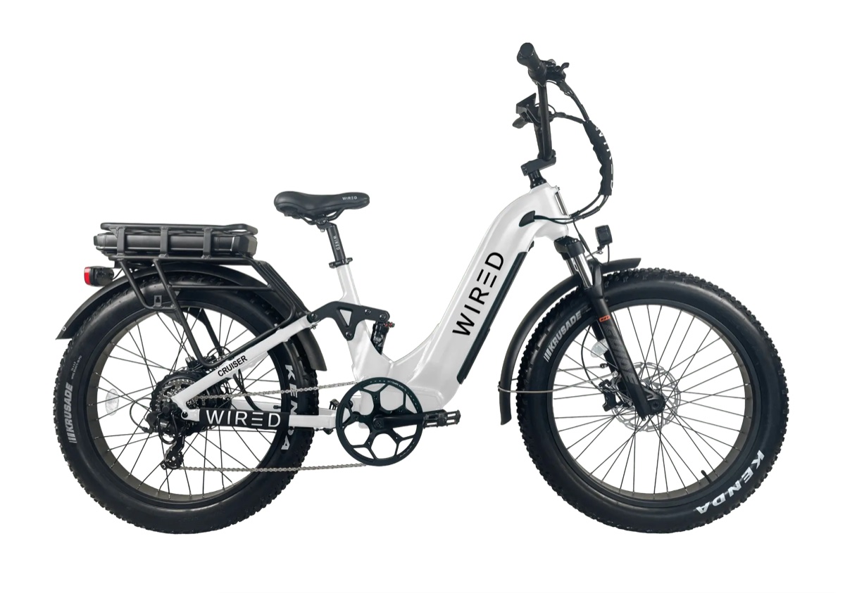 Wired Cruiser in White