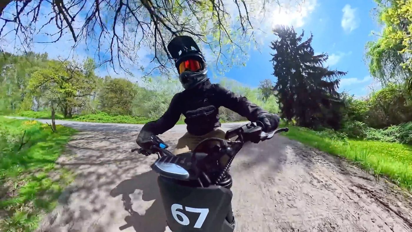 Yozma IN 10 Pro on a dirt berm