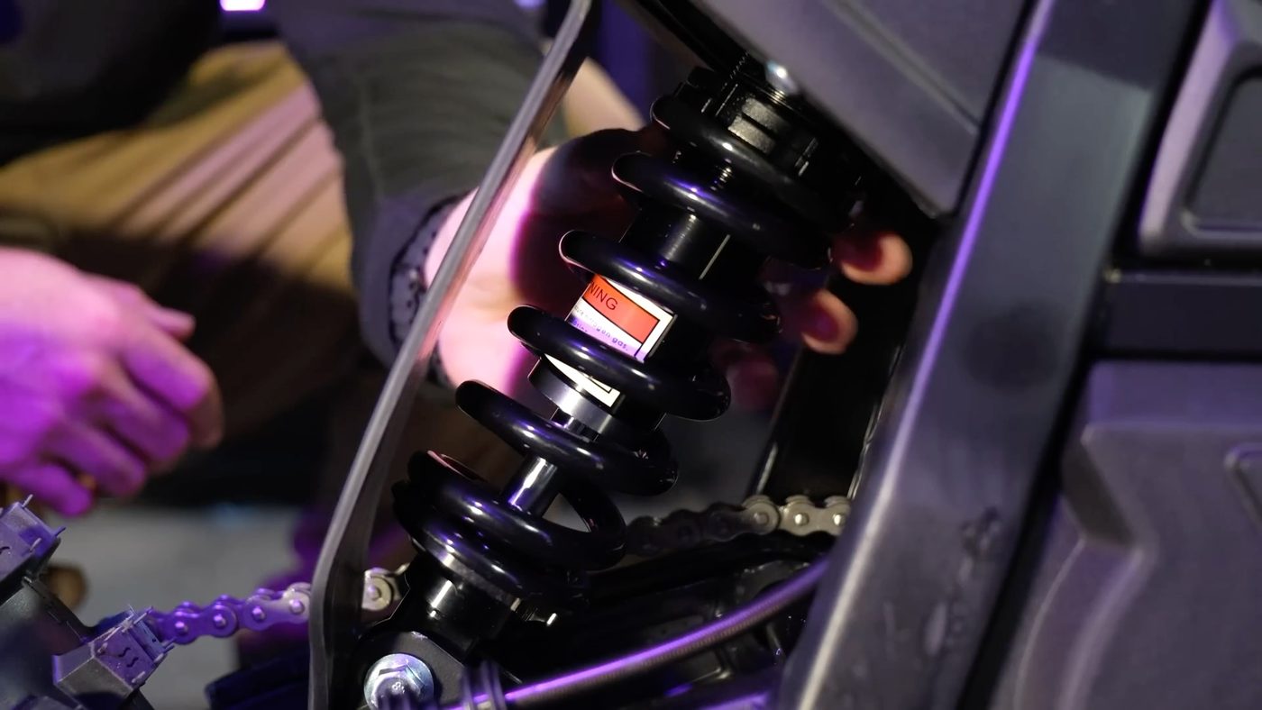 Rear shock with thicker coil