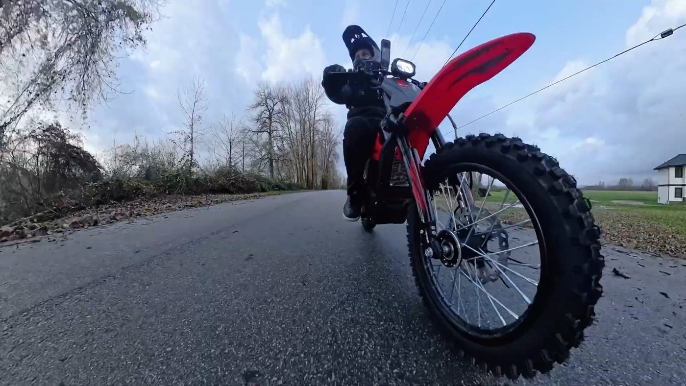 Crawling along on the throttle in power mode 3