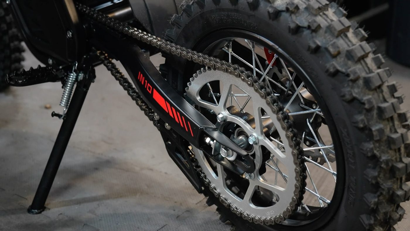 Chain and rear sprocket