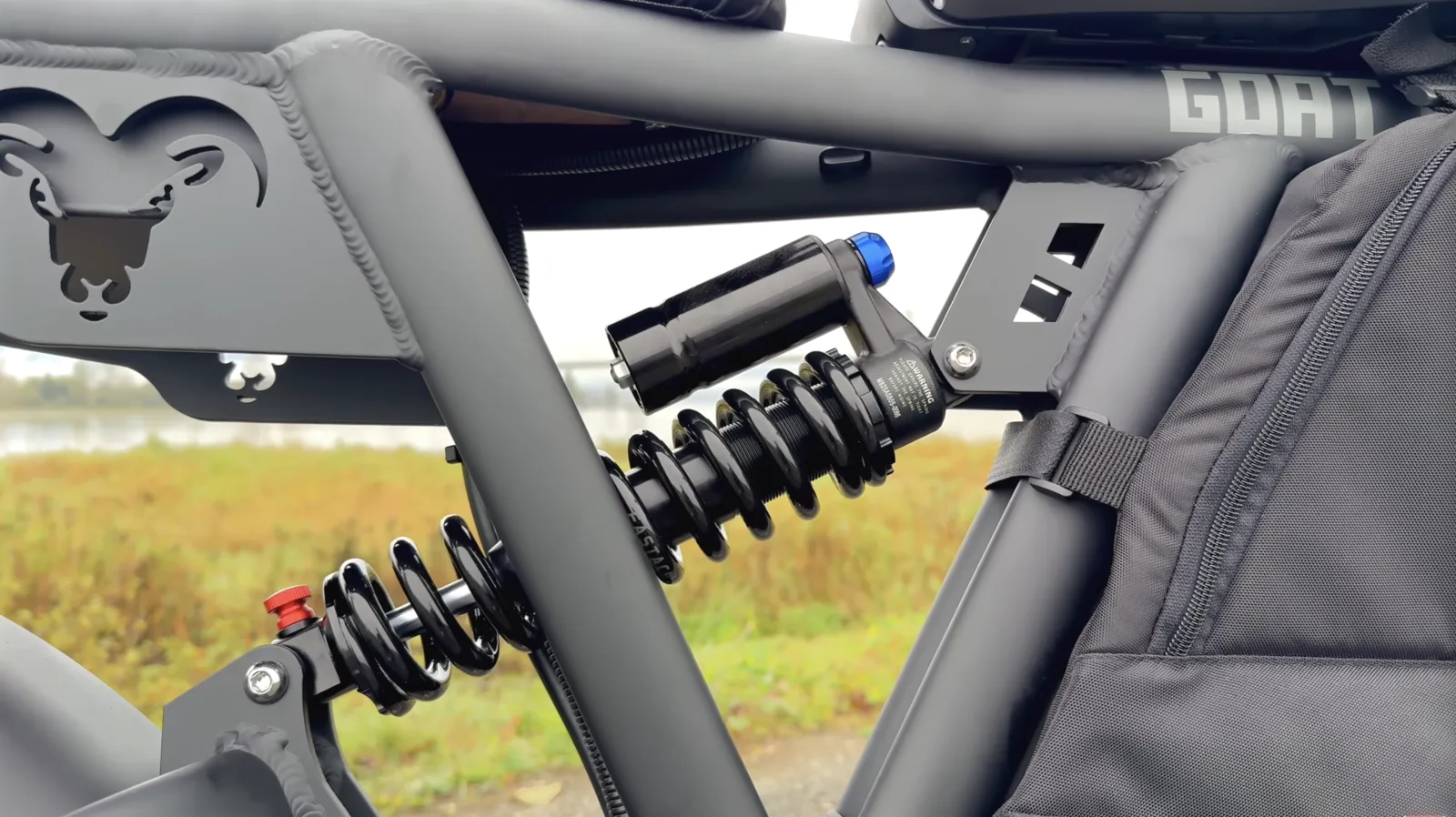 FASTACE coil rear shock
