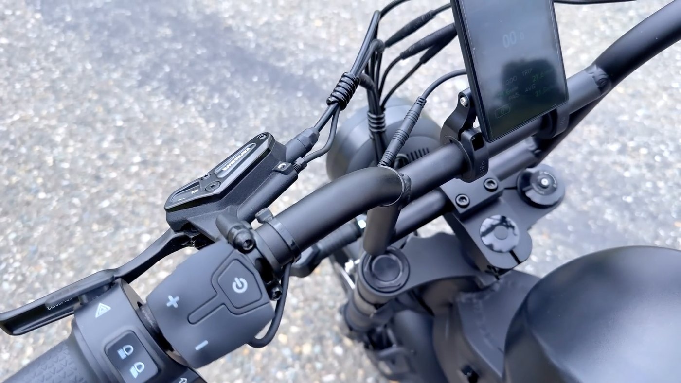 Mini Goat handlebar cockpit